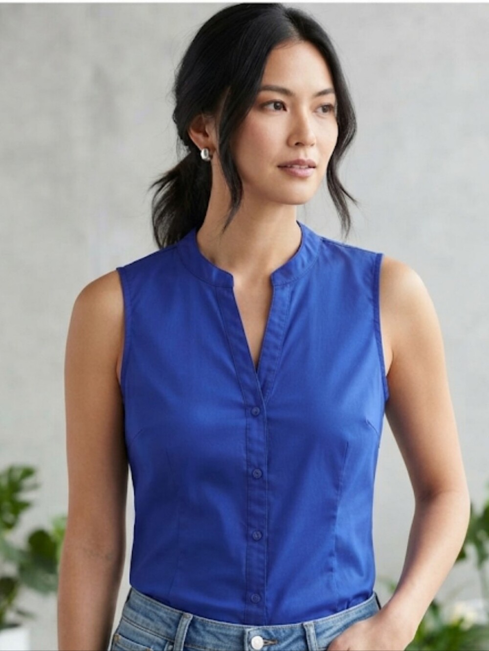 212 Collection Bright Royal Blue Sleeveless V-neck Button Down Top Size Large